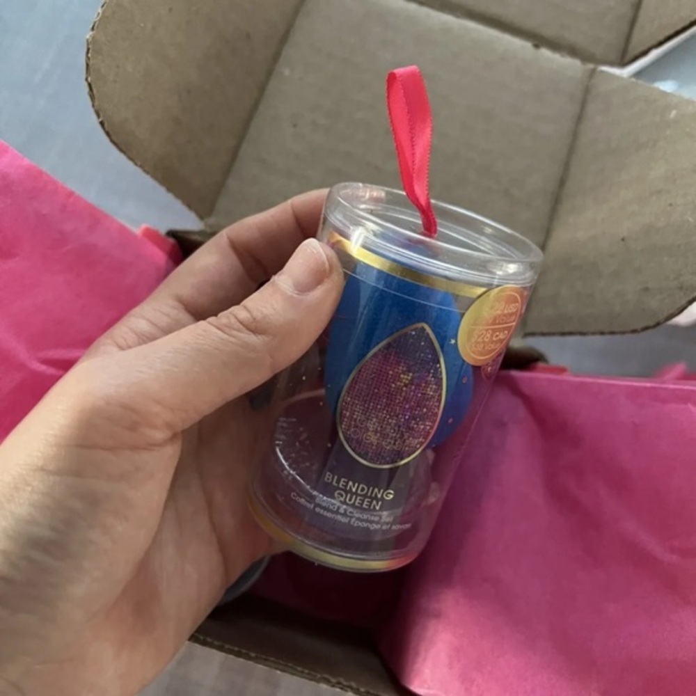 beauty blender BLENDING QUEEN Blend & Cleanse Set
